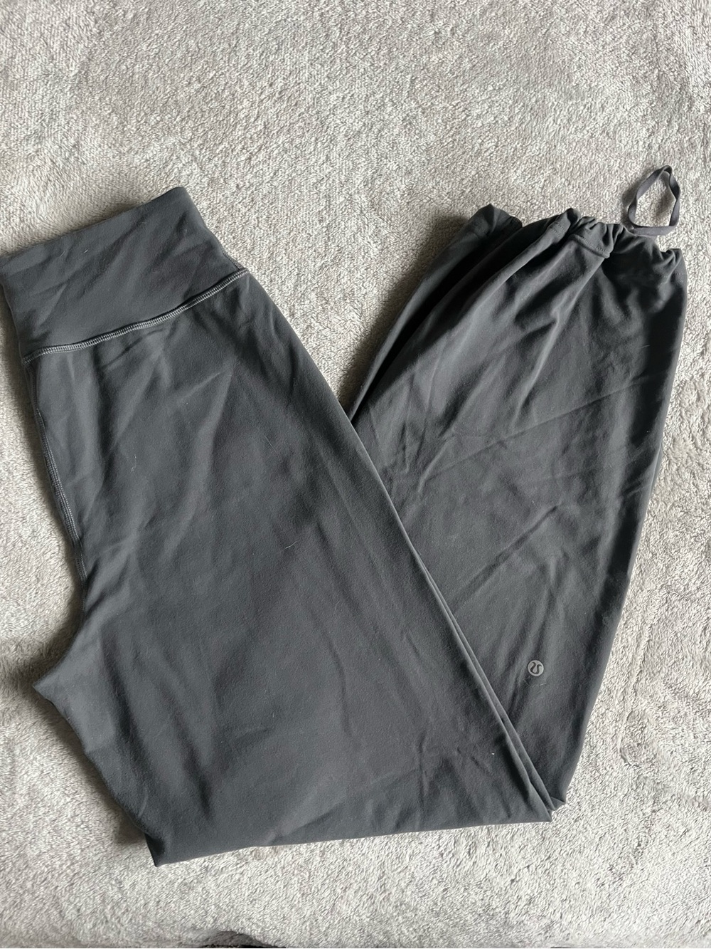 Lululemon Still Pant (Tall) size 8